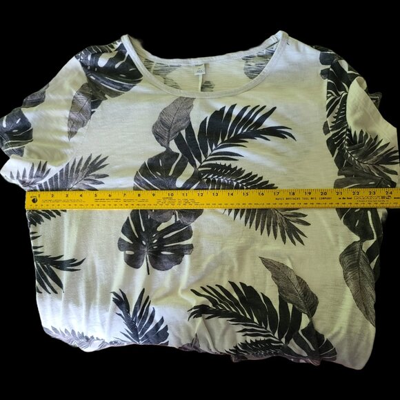 Old Navy T-Shirt Dress - Picture 5 of 5